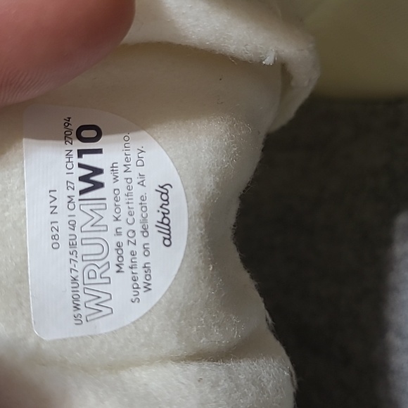 Allbirds Limited Edition Frost White Runner-Up Mizzle High Top Size 10 Women's - Picture 10 of 10